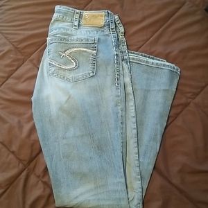 Silver Suki Jeans 31x34